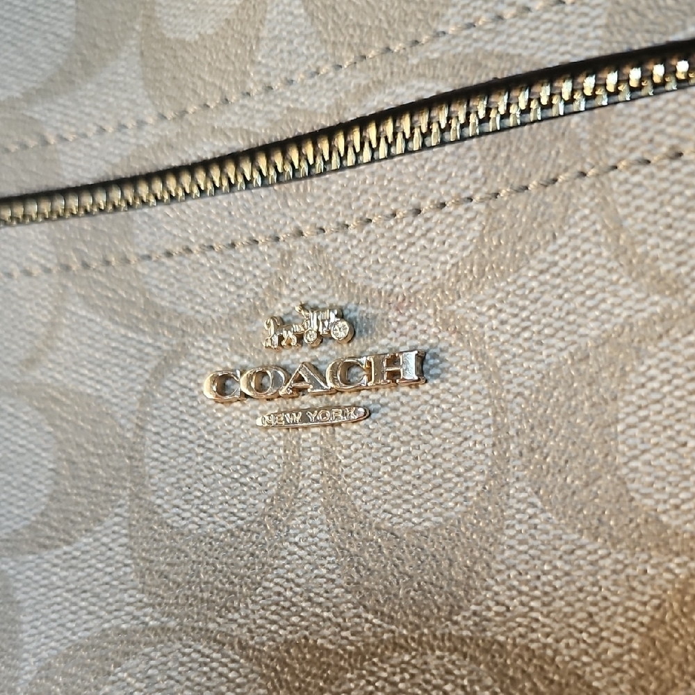 Coach Light Beige Signature Shoulder Bag 79998 - Picture 2 of 11